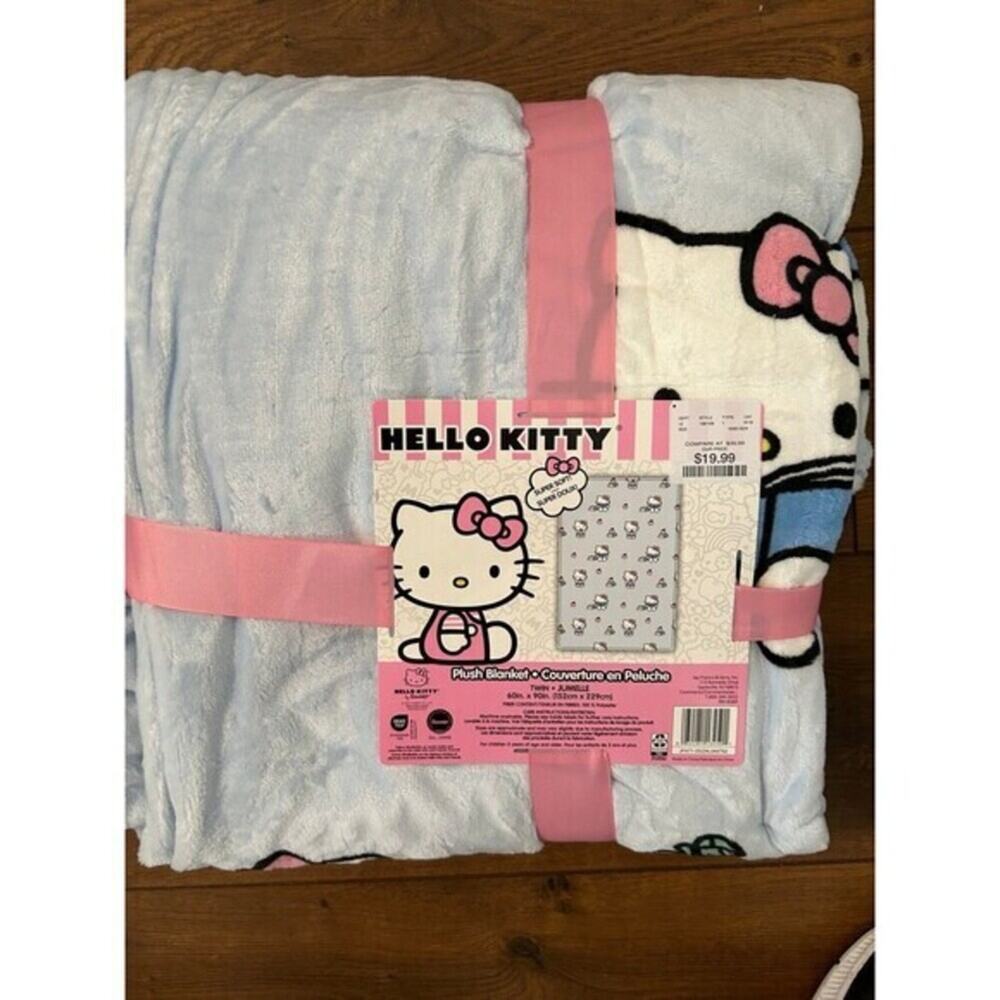 Hello kitty back to school book twin blanket d